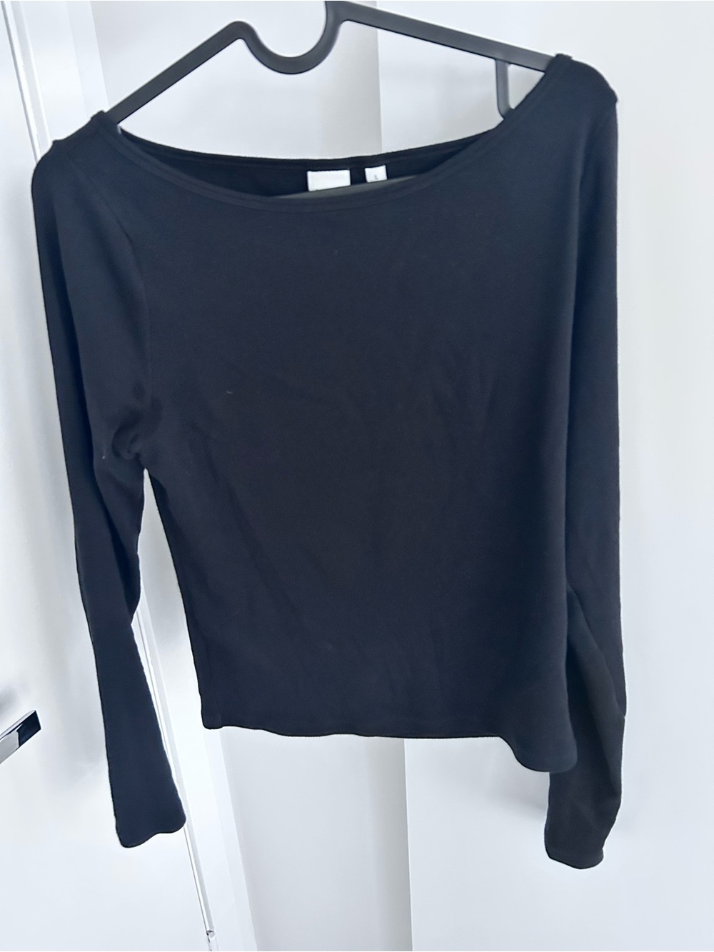 Aritzia HomeStretch Rib Airwave Longsleeve navy blue in size L